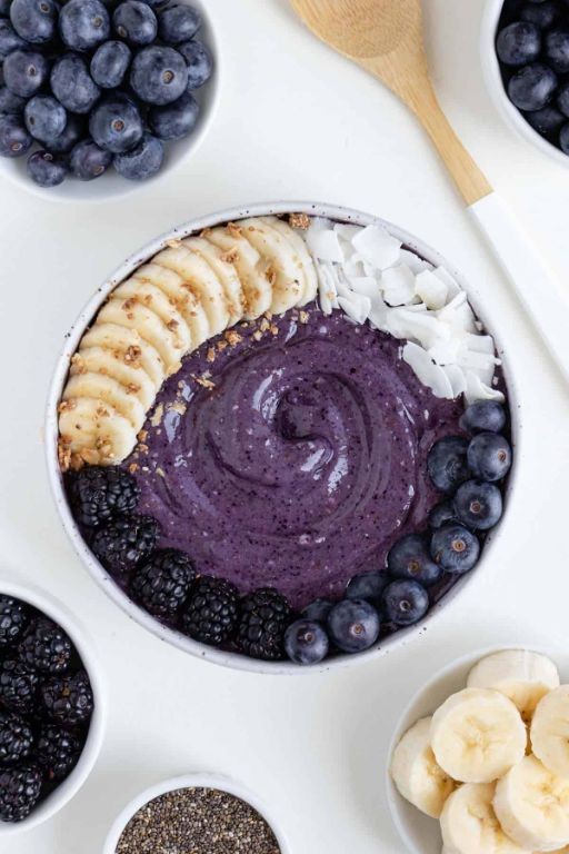 Acai Berry Banana Smoothie Bowl