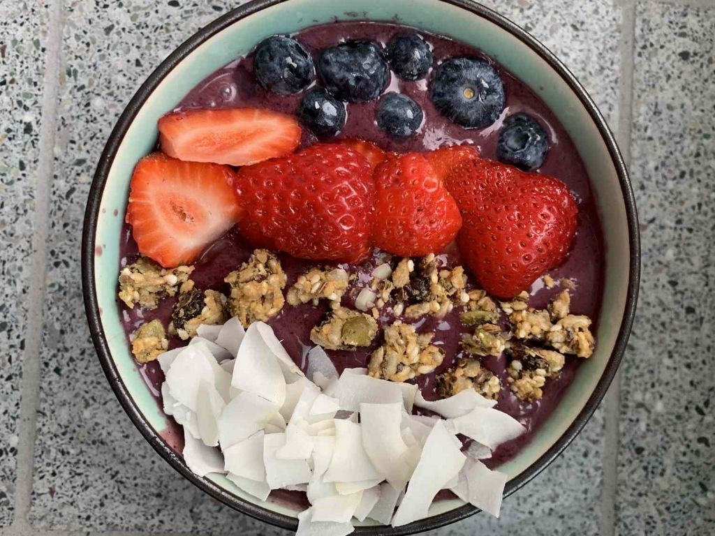 Acai Powder Smoothie Bowl with Granola