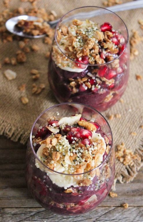Acai Powder Yogurt Parfait