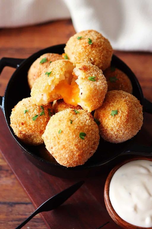 Air Fryer Garlic Parmesan Mashed Potato Balls