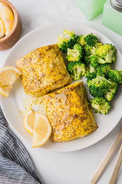 Air Fryer Mahi Mahi with Cucumber Dill Sauce