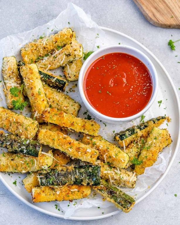 Air Fryer Parmesan Zucchini Fries