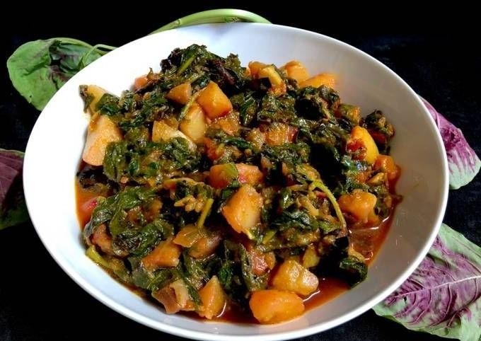 Amaranth Leaves and Potato Curry