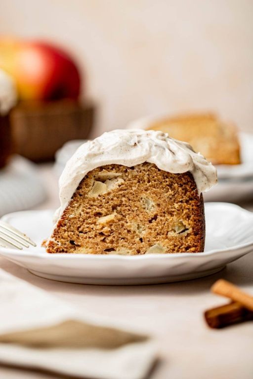 Apple Cinnamon Bundt Cake with Spiced Apple Filling