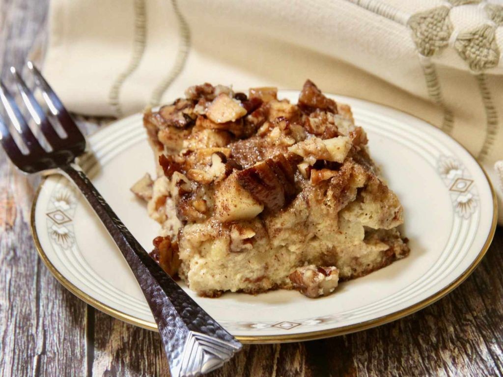 Apple Cinnamon French Toast Bake
