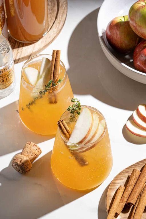 Apple Cinnamon Sparkling Drink