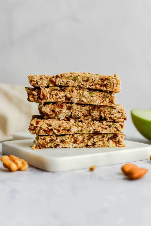Apple Pie Raw Granola Bars