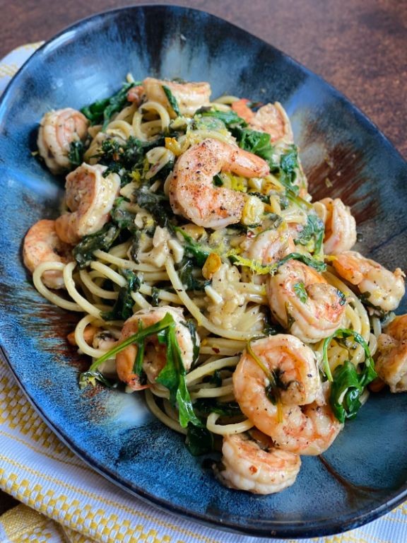 Arugula and Garlic Butter Shrimp Scampi