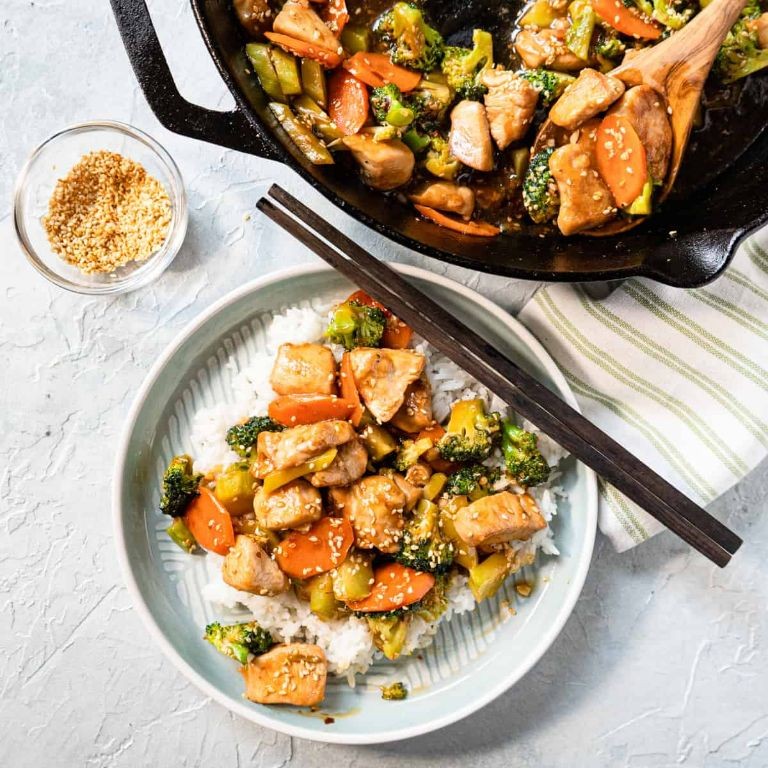 Asian Sesame Chicken Breast Stir-Fry with Veggies