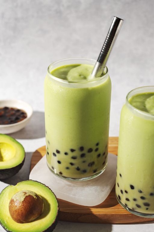Avocado Milk Tea with Tapioca Pearls