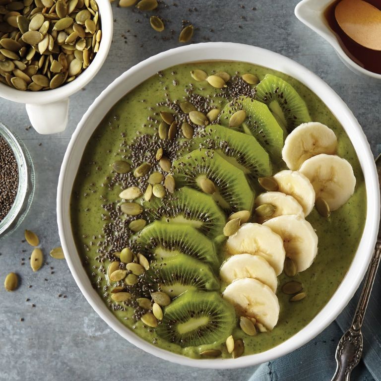 Avocado and Kale Detox Bowl