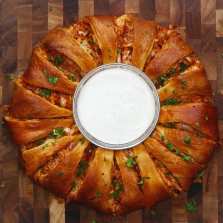 BBQ Chicken Crescent Ring