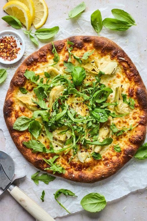Baby Artichoke and Arugula Pizza