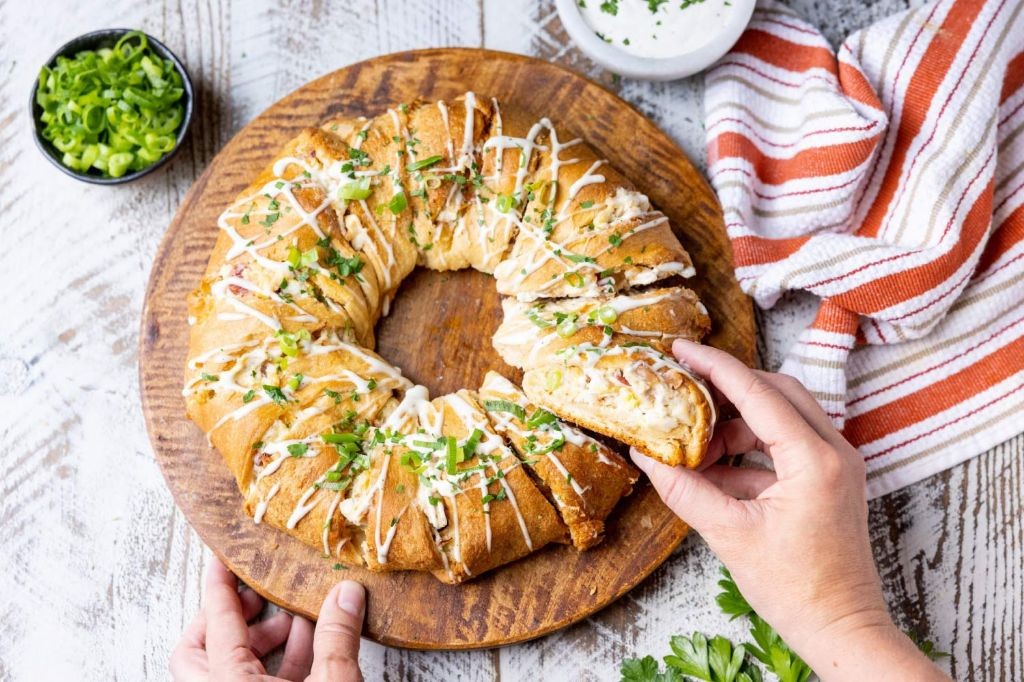 Bacon Ranch Chicken Crescent Ring