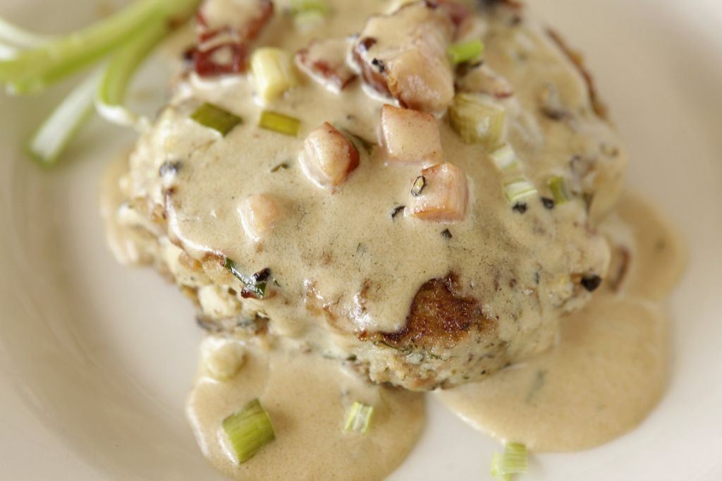 Bacon and Onion Cream Sauce