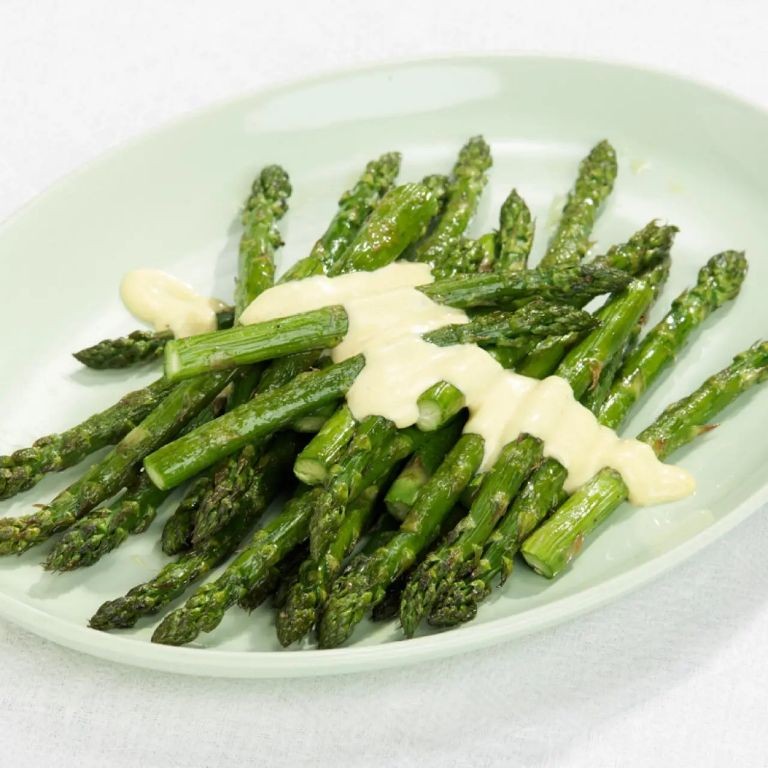 Baked Asparagus with Hollandaise Sauce