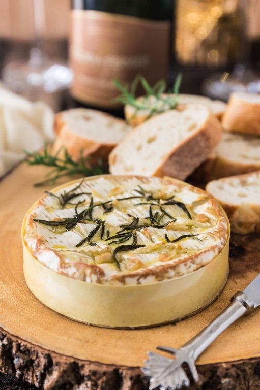 Baked Camembert with Rosemary and Garlic