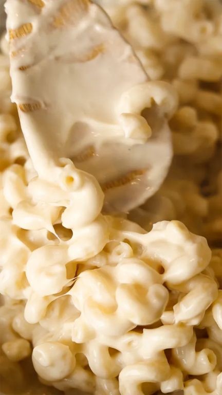 Baked Dubliner Cheese Mac and Cheese