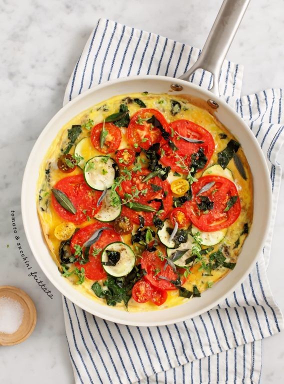 Baked Egg White Frittata with Zucchini and Tomatoes