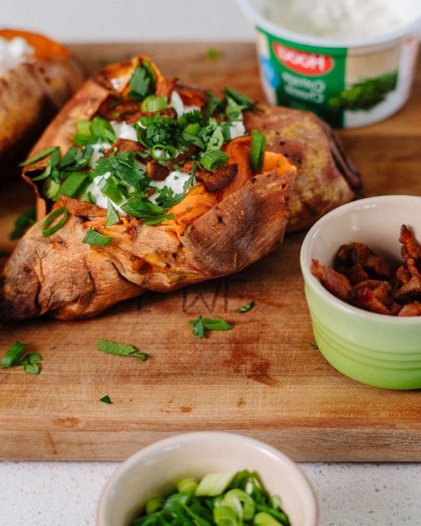 Baked Sweet Potato with Cottage Cheese and Walnuts