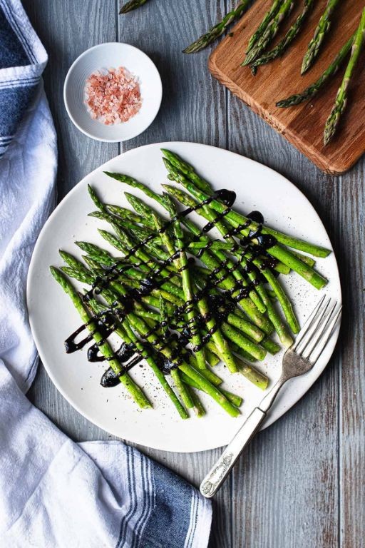 Balsamic Glazed Sauteed Asparagus