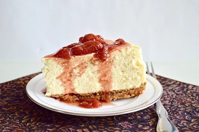 Balsamic Strawberry Topping for Cheesecake