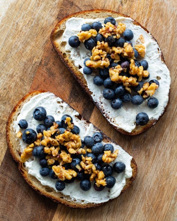 Barley Breakfast Toast with Ricotta and Honey