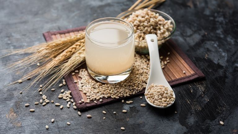Barley water with fennel seeds for lactation