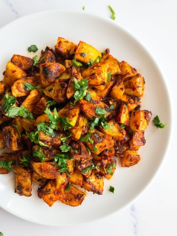 Batata Harra with Spicy Potatoes
