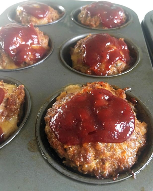 Beef and Carrot Meatloaf Muffins
