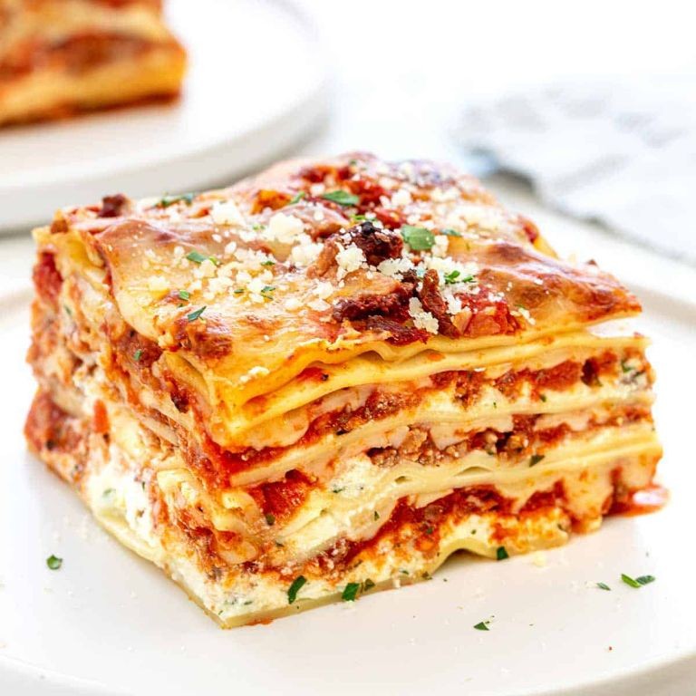 Beef and Pork Lasagna with Ricotta Layer