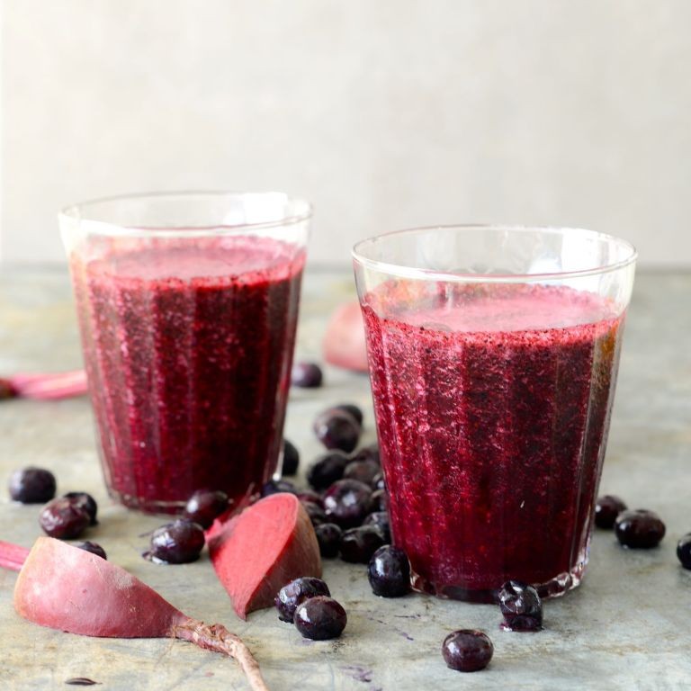 Beetroot and Apple Antioxidant Smoothie
