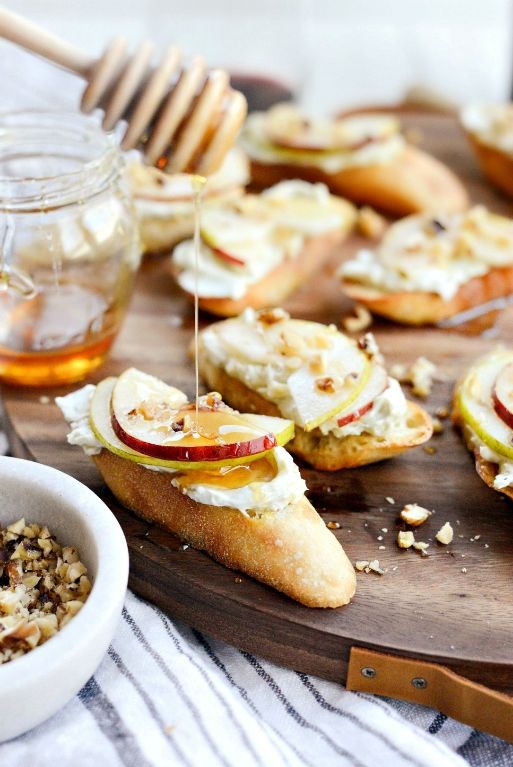 Blue Cheese and Honey Crostini