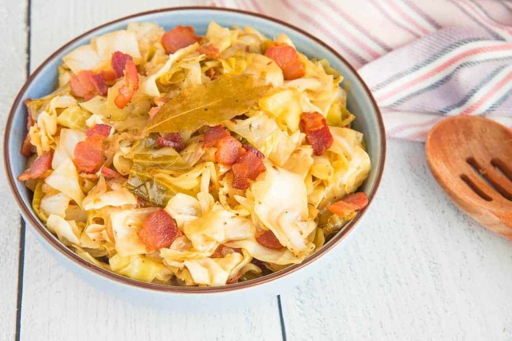 Braised Cabbage with Bacon and Caraway Seeds