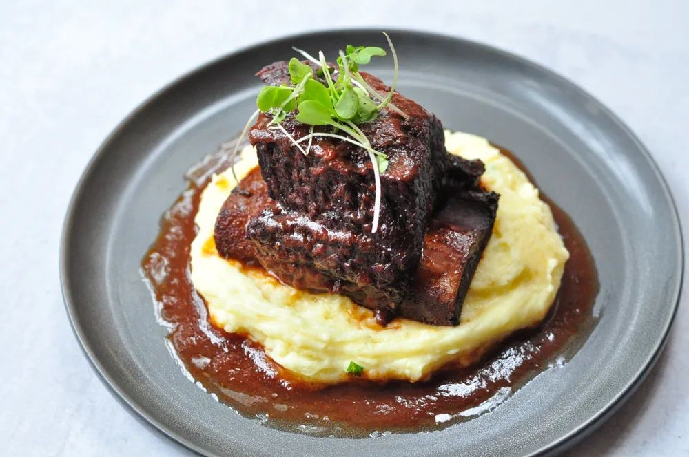 Braised Short Ribs with Red Wine Reduction