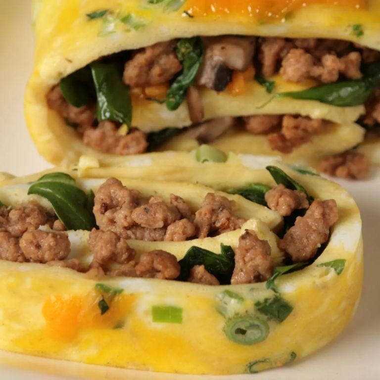 Breakfast Sausage and Spinach Stuffed Omelette