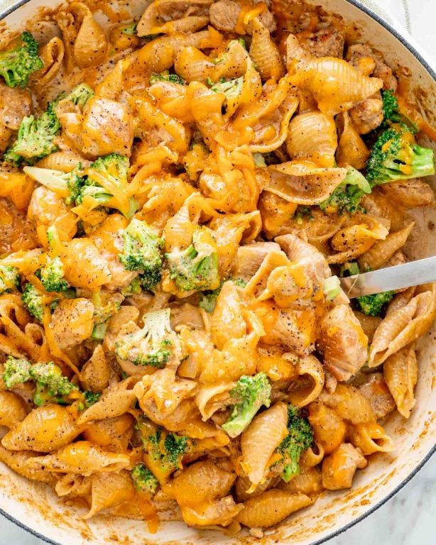 Broccoli Cheddar Rotisserie Chicken Pasta