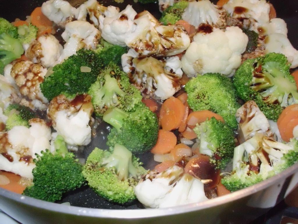 Broccoli and Cauliflower Stir-Fry with Ginger