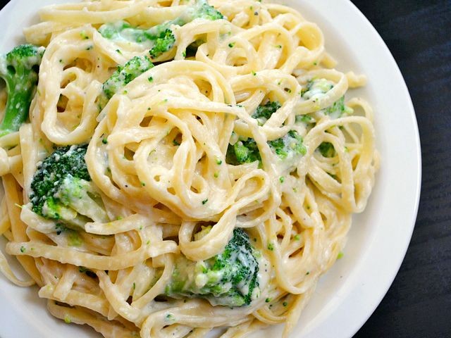 Broccoli and Cheddar Alfredo Sauce