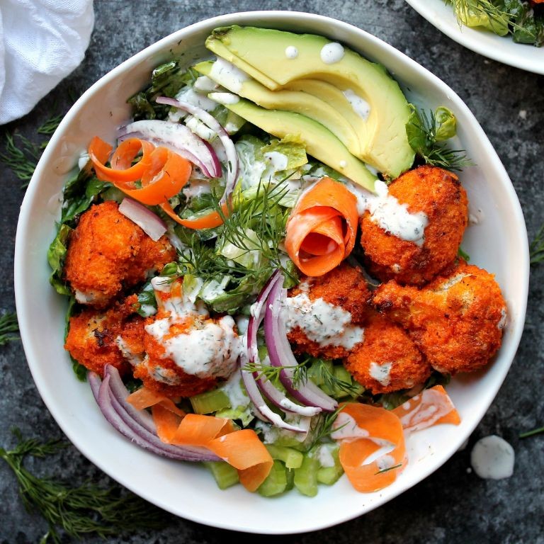 Buffalo Cauliflower Ranch Salad