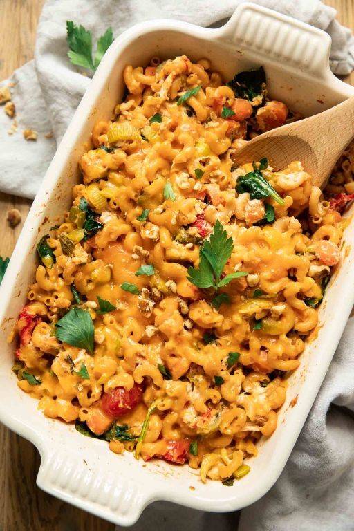 Buffalo Chicken Elbow Noodle Bake