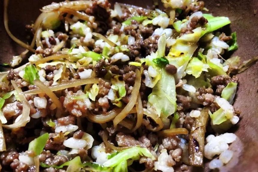 Burdock and Beef Stir-Fry