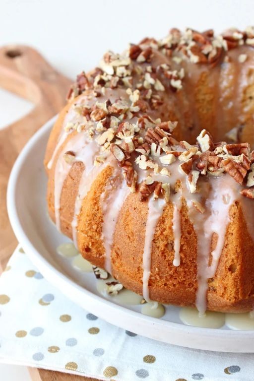 Butter Pecan Bundt Cake with Pecan Glaze