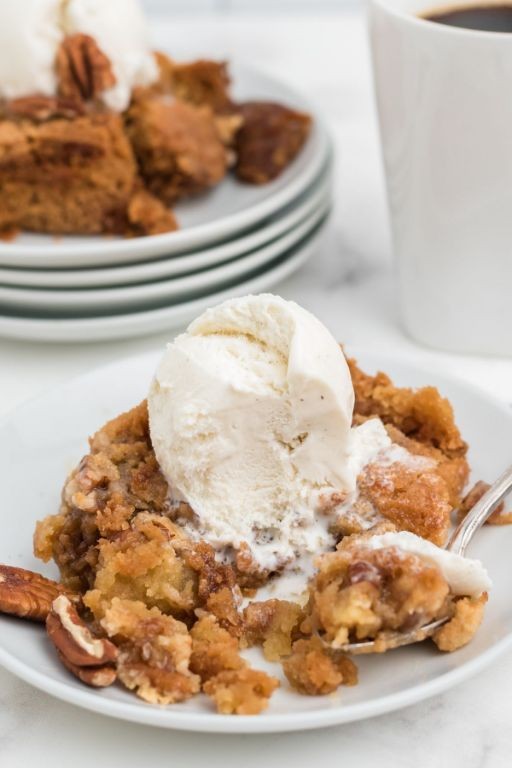 Butter Pecan Dump Cake with Ice Cream