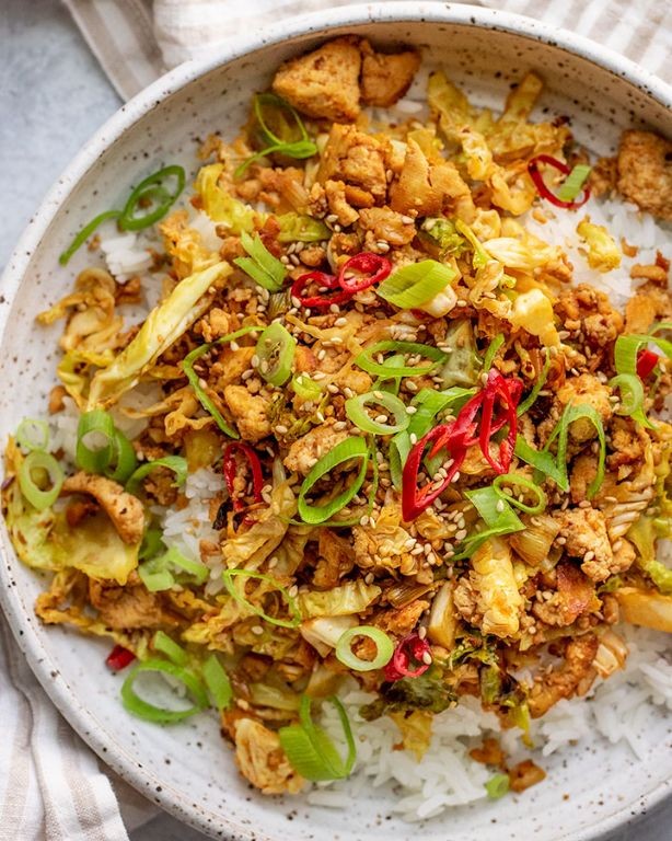 Cabbage and Tofu Stir-fry with Oyster Sauce