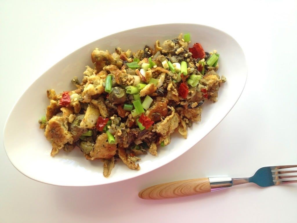 Canned Oyster Scrambled Eggs