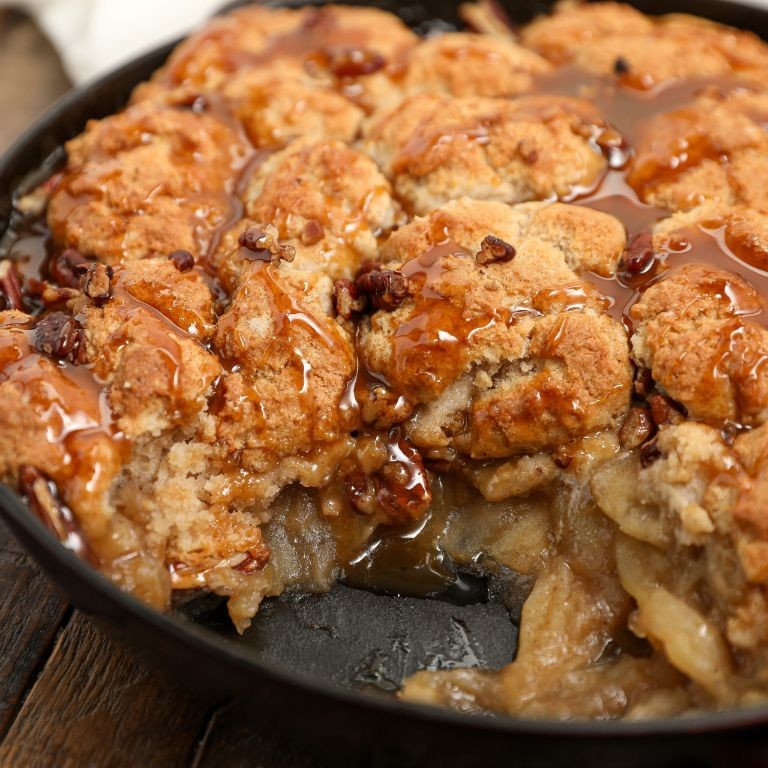 Caramel Apple Cobbler