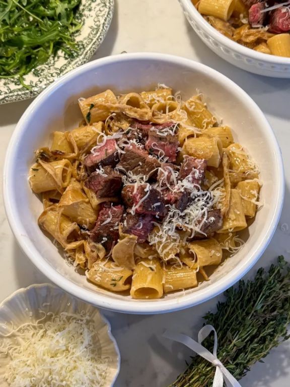 Caramelized Onion Steak Pasta