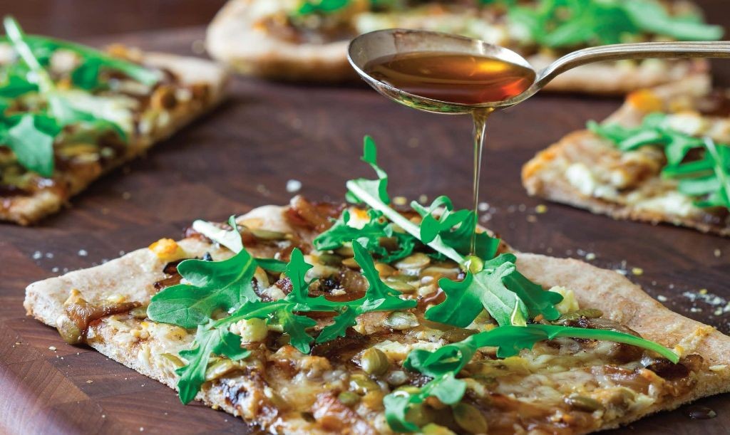 Caramelized Onion and Balsamic Pizza Sauce