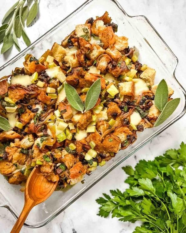 Caramelized Onion and Gruyere Bread Stuffing